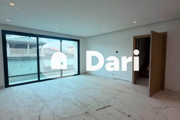Appartement 2 pièces haut standing à Riviera 4 M'Badon
