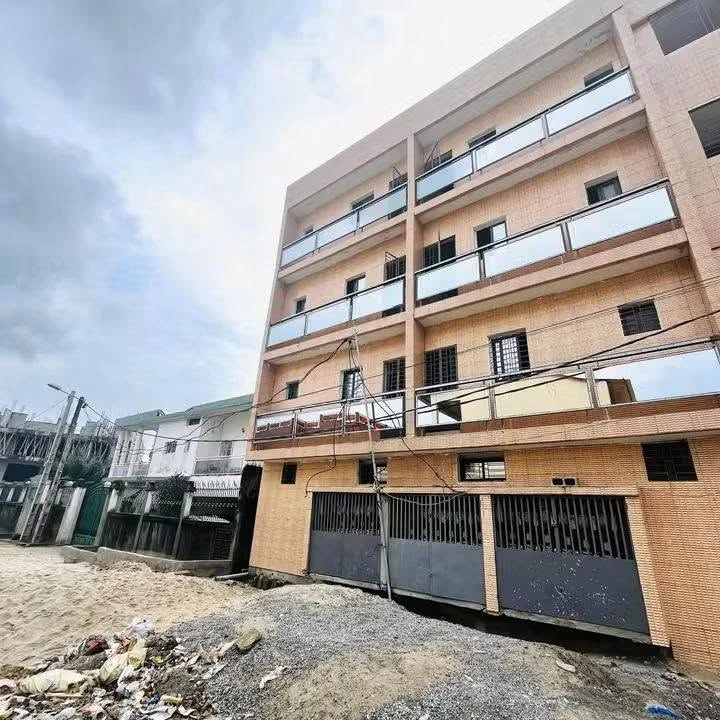 Studio haut standing meublé à Riviera 2 Anono