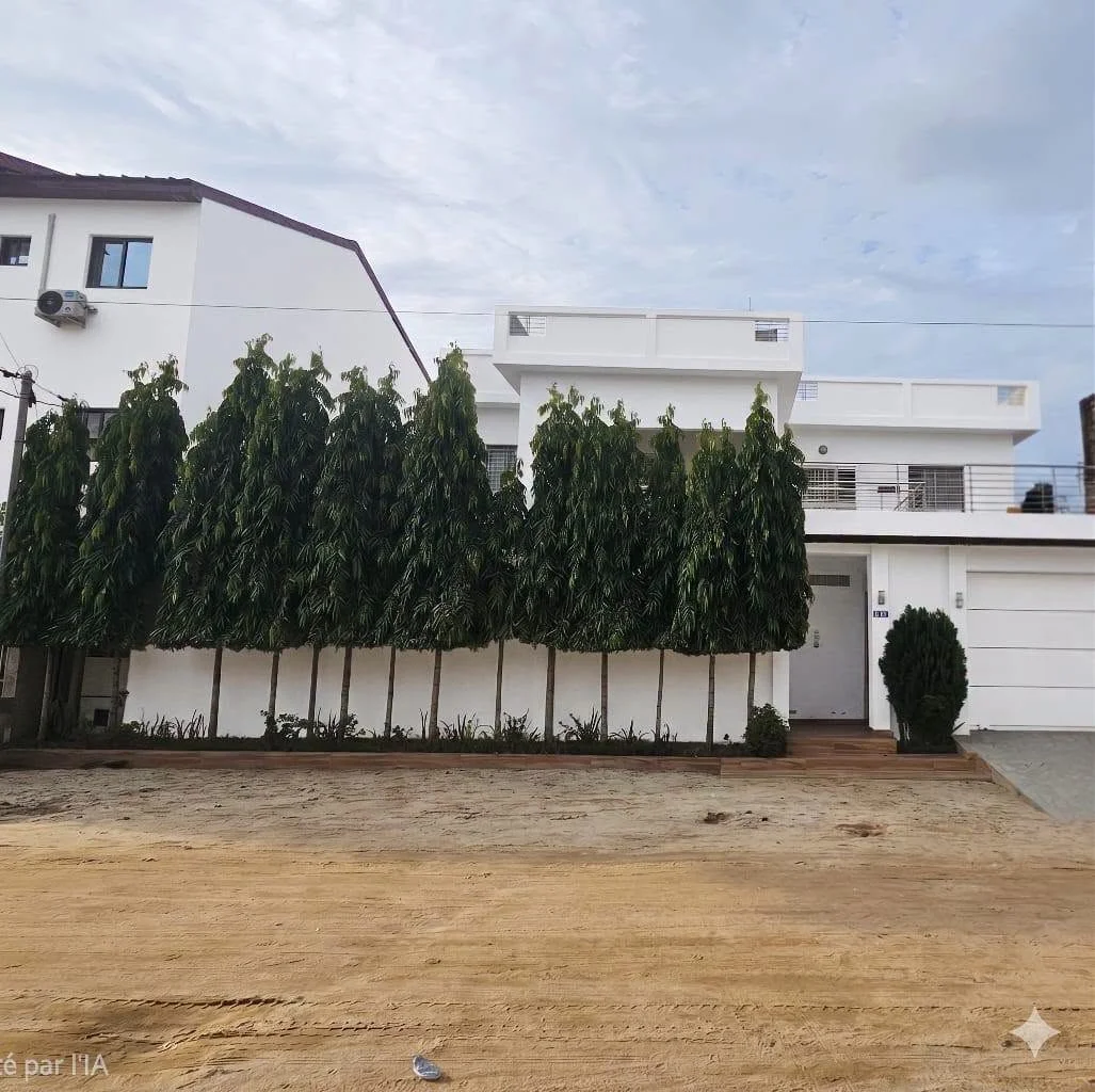Villa duplex 7 pièces à Angré 8e tranche