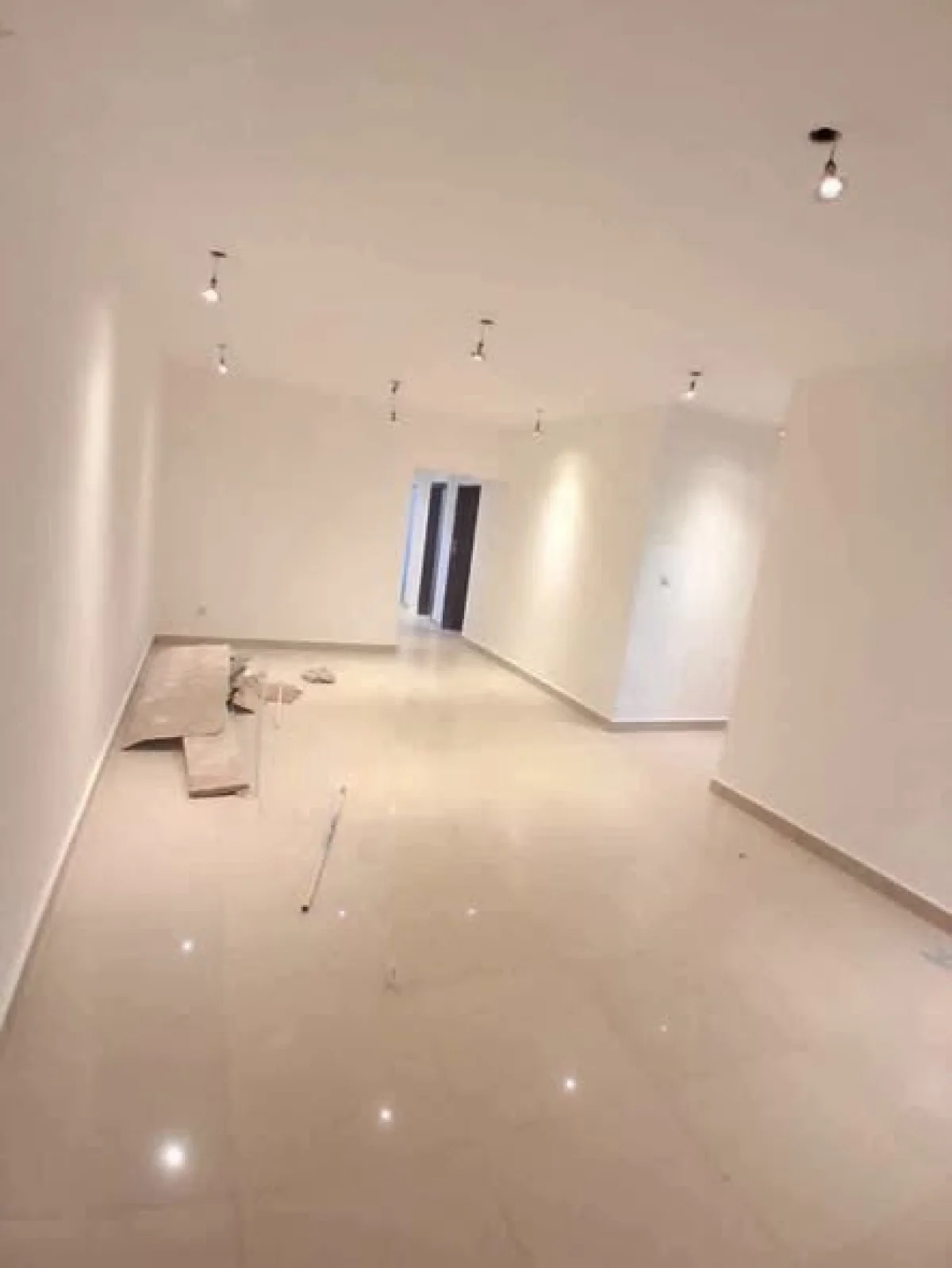 Appartement à louer à Simanbossia, 3ème étage