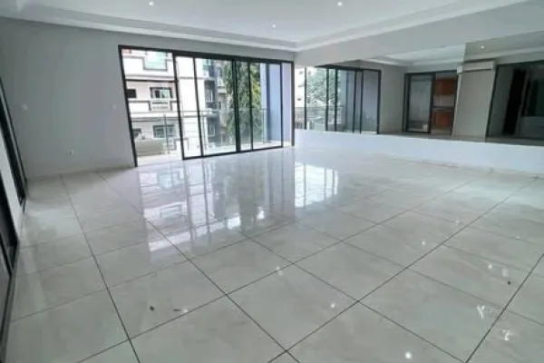 Appartement 3 pièces à Cocody Riviera Bonoumin