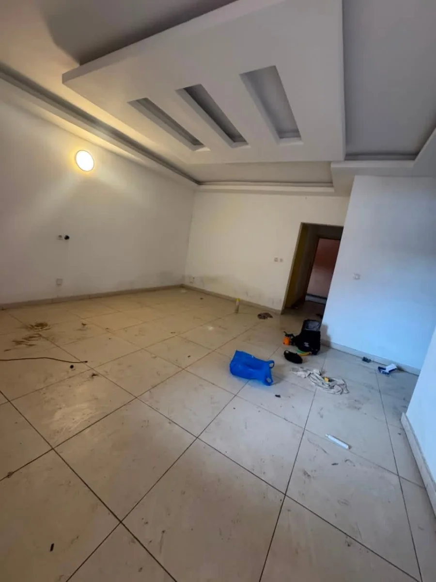 Appartement 4 pièces avec balcon au marché Valentin