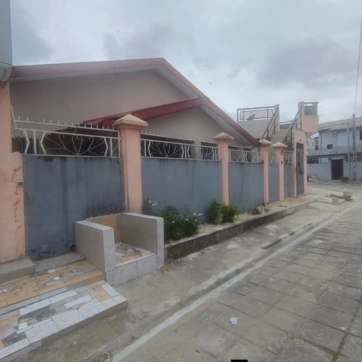 Villa 5 pièces à Angré 8e tranche