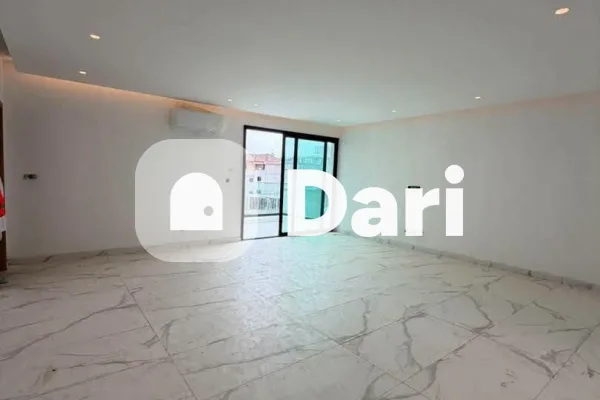 Appartement 4 pièces neuf avec ascenseur à Cocody Riviera